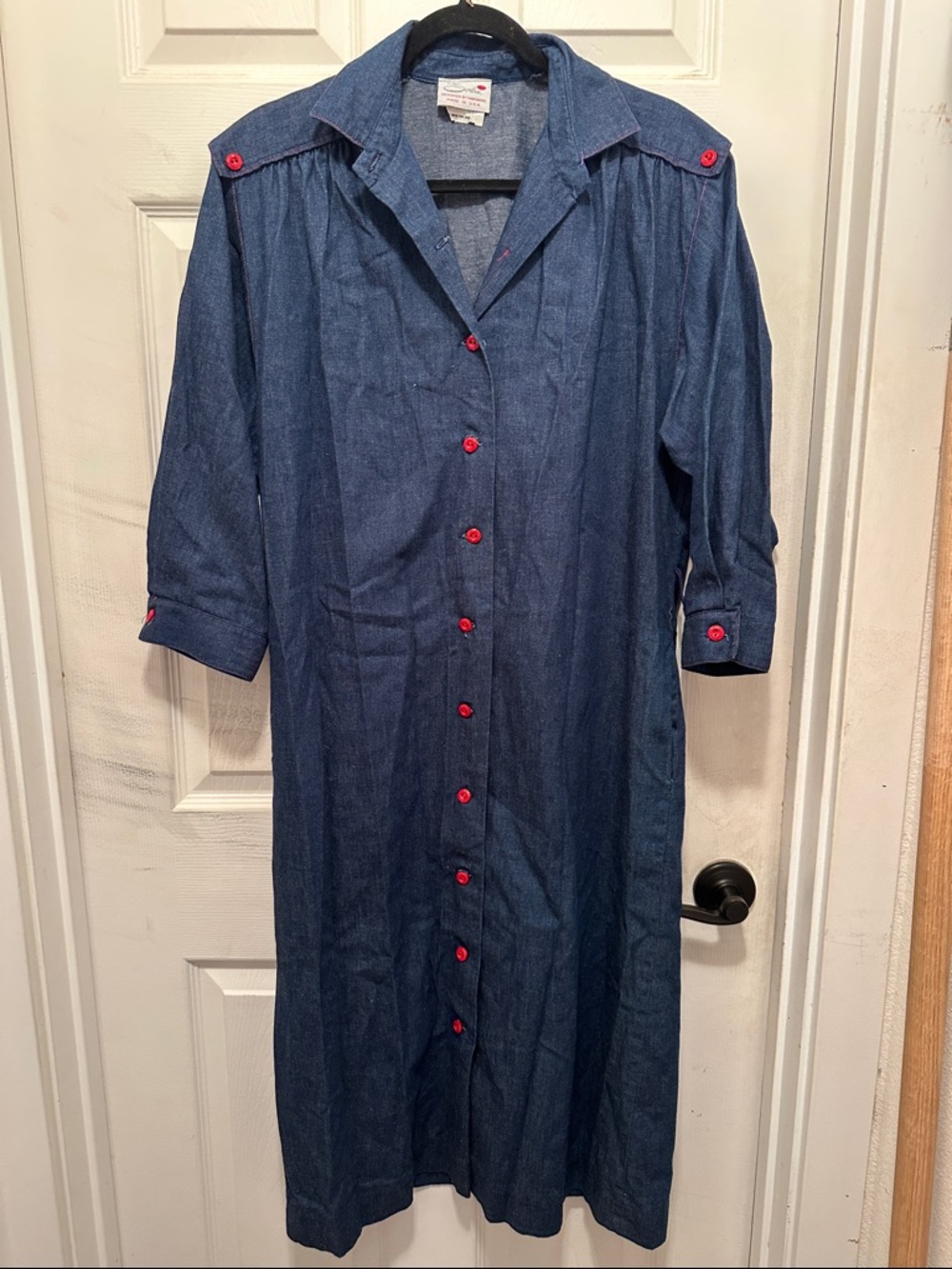 Vintage 80’s Denim Button-Front Midi Dress with Red buttons and stitching